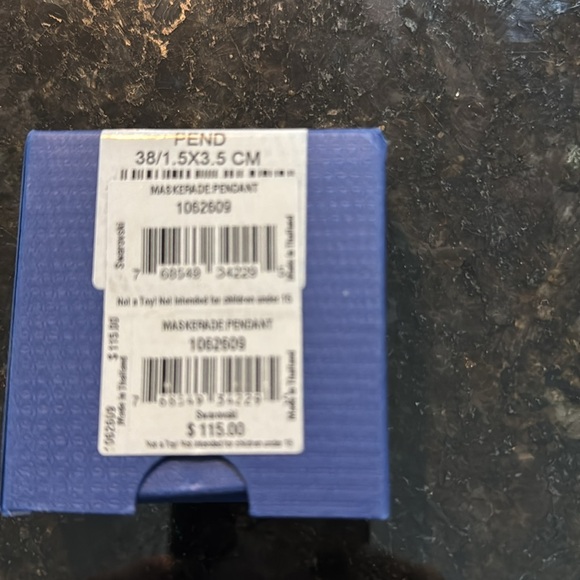 9 inch Swavorski silver necklace excellant condition - Picture 6 of 7